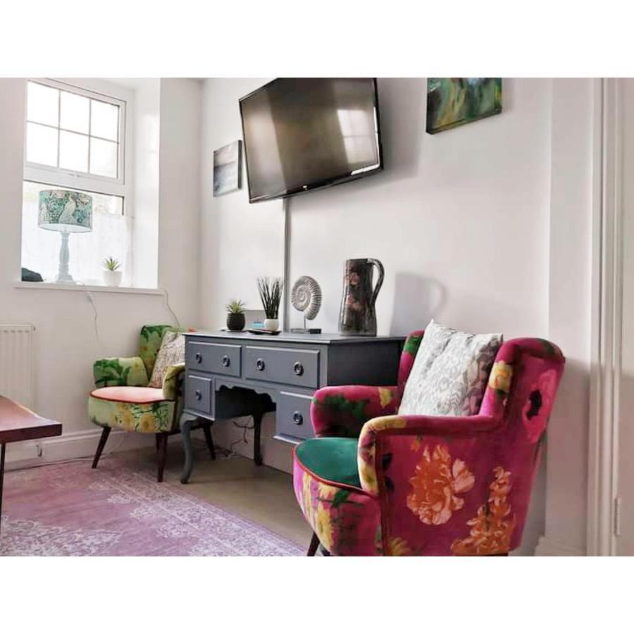 St Ives Apartment Private Parking With Garden 10 Minute Walk Into Town And Beach 외부 사진